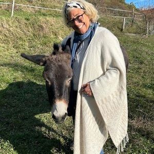 Meet your Posher, Christina